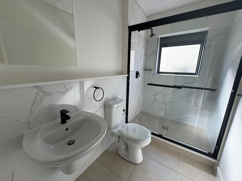 To Let 1 Bedroom Property for Rent in Richwood Western Cape